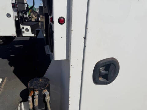 2018 Kenworth T270