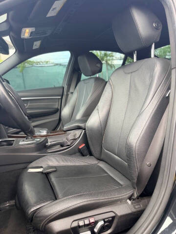 2017 BMW 3 Series 330i
