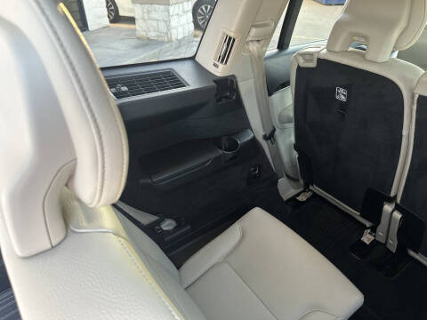 2017 Volvo XC90 T6 Momentum