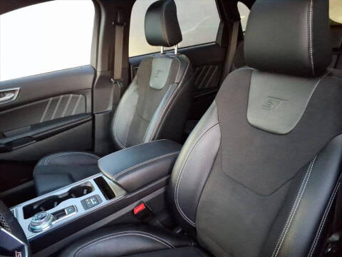 2024 Ford Edge ST