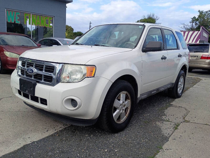2010 Ford Escape XLS