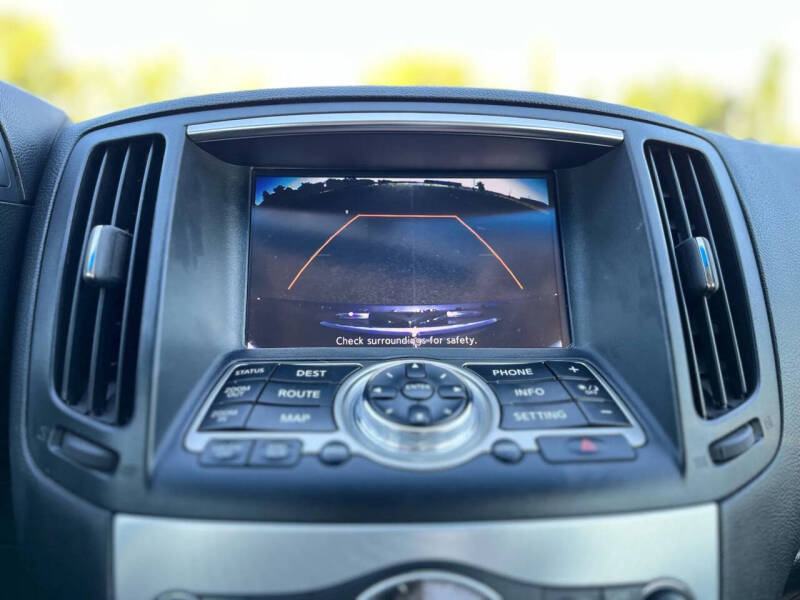 2014 Infiniti Q60 Coupe Journey