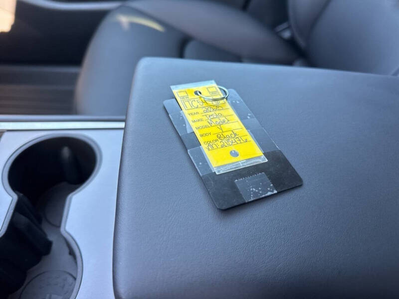 2025 Tesla Model Y Long Range