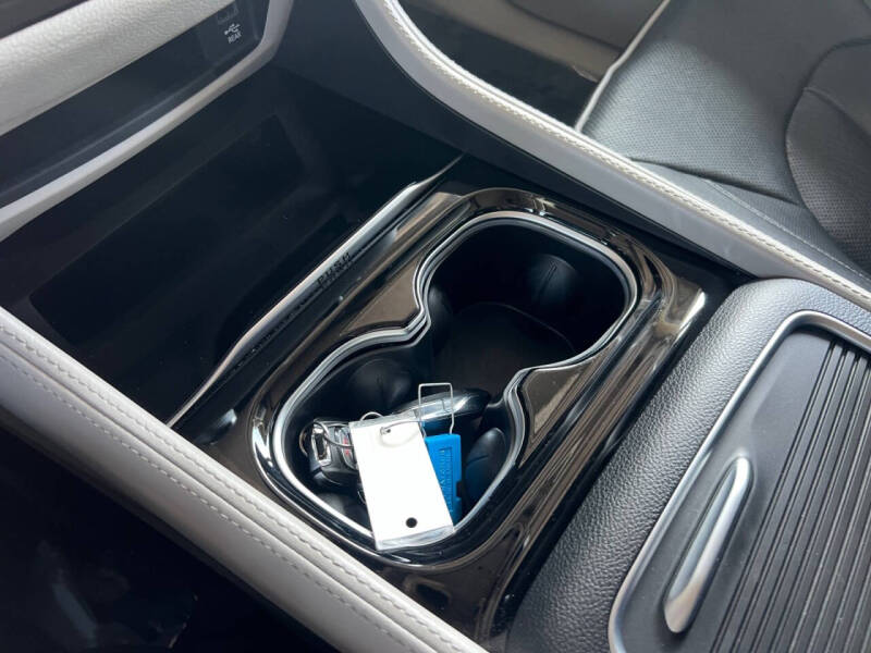 2022 Chrysler Pacifica Hybrid Limited