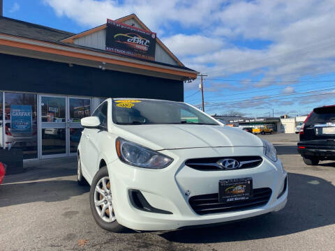2012 Hyundai Accent GS