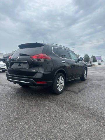 2018 Nissan Rogue SV