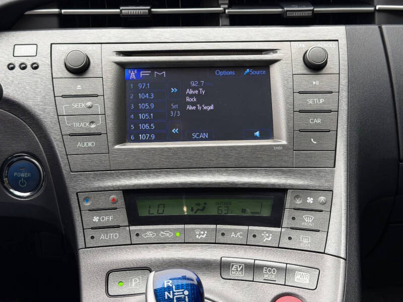 2012 Toyota Prius Two