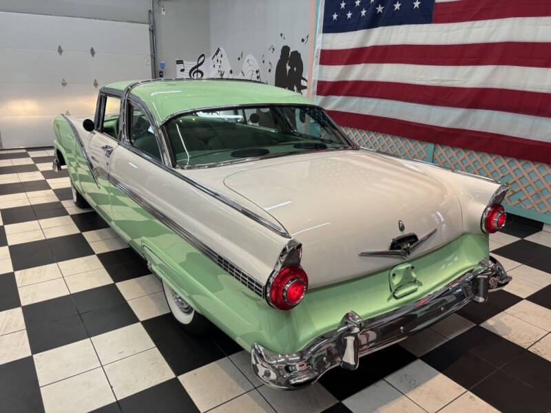 1956 Ford Crown Victoria
