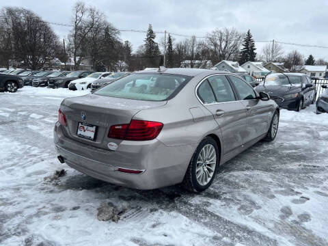 2015 BMW 5 Series 528i xDrive