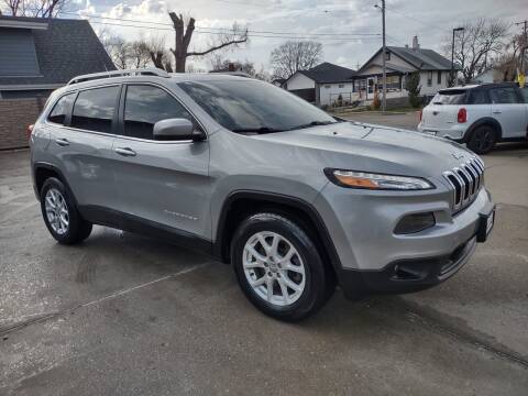 2014 Jeep Cherokee for sale at Triangle Auto Sales in Omaha NE