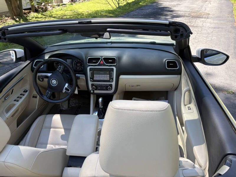 2012 Volkswagen Eos Komfort SULEV