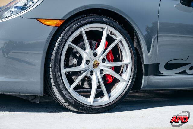 2017 Porsche 911 Carrera