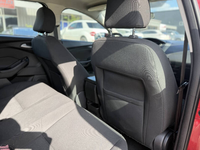 2016 Ford Focus SE