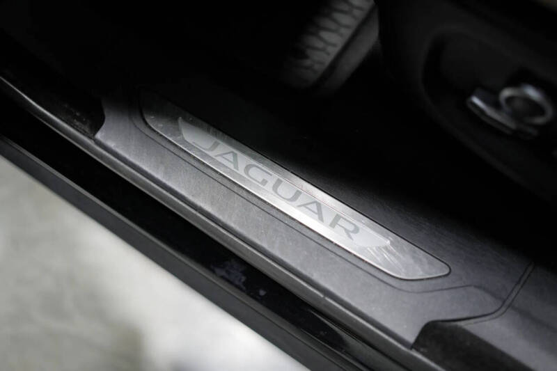 2020 Jaguar F-PACE 25t Premium