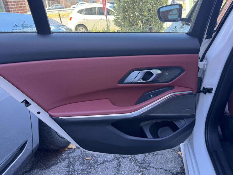 2023 BMW 3 Series 330i xDrive