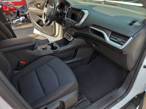 2022 GMC Terrain SLE