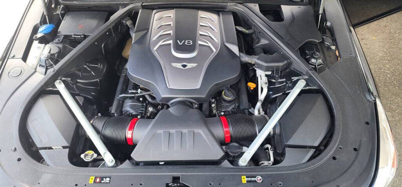 2018 Genesis G90