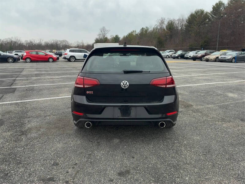 2021 Volkswagen Golf GTI Autobahn