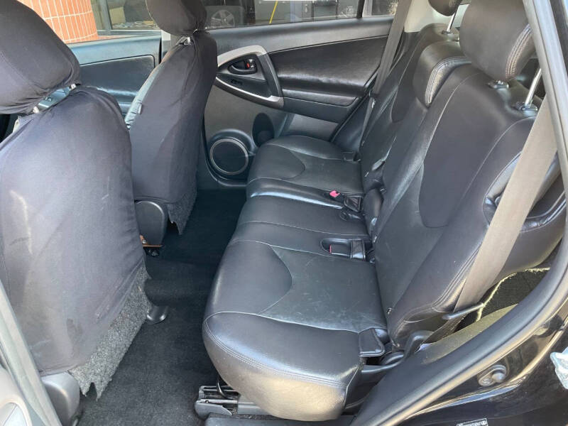 2006 Toyota RAV4 Sport