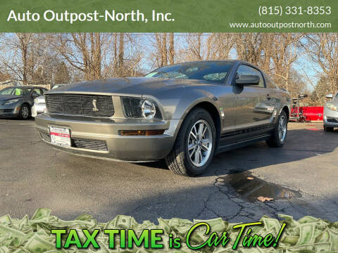 2005 Ford Mustang for sale at Auto Outpost-North, Inc. in McHenry IL