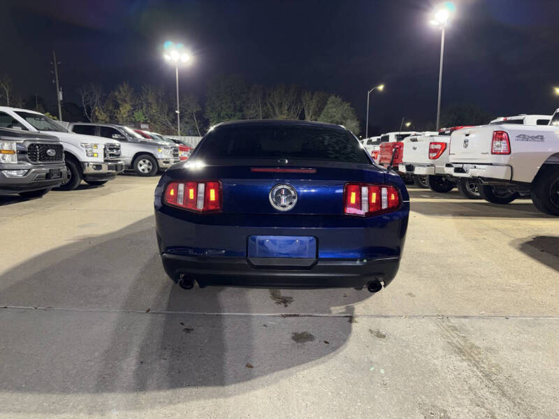 2011 Ford Mustang V6 Premium