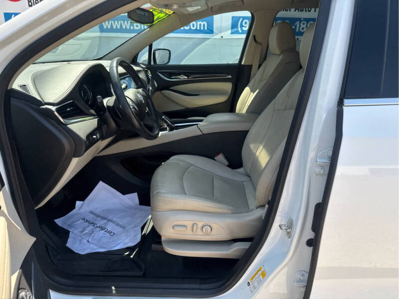 2021 Buick Enclave Essence