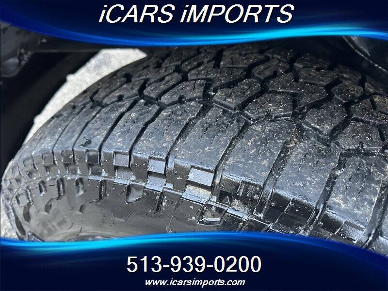 2014 Nissan Titan SV