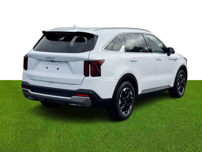 2024 Kia Sorento S