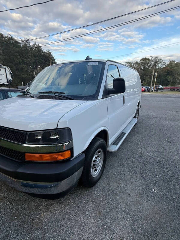 2024 Chevrolet Express 2500