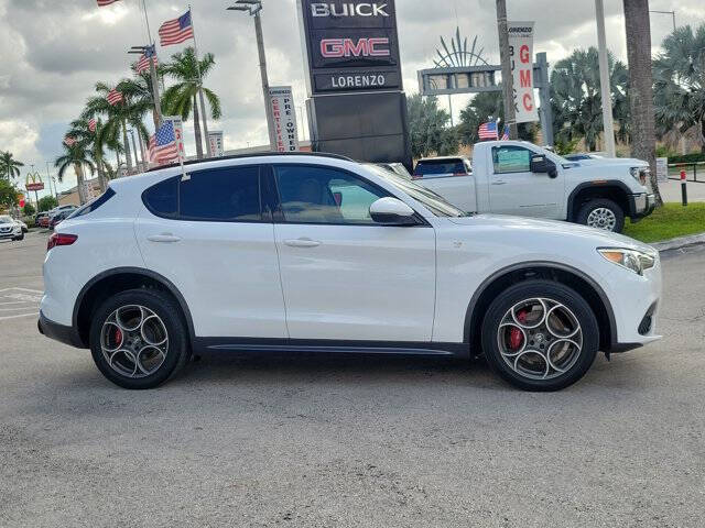 2022 Alfa Romeo Stelvio Ti