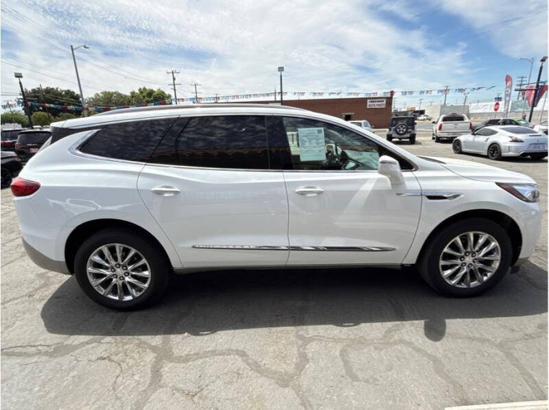 2020 Buick Enclave Essence