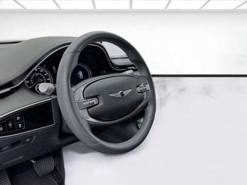 2024 Genesis GV70 2.5T Standard