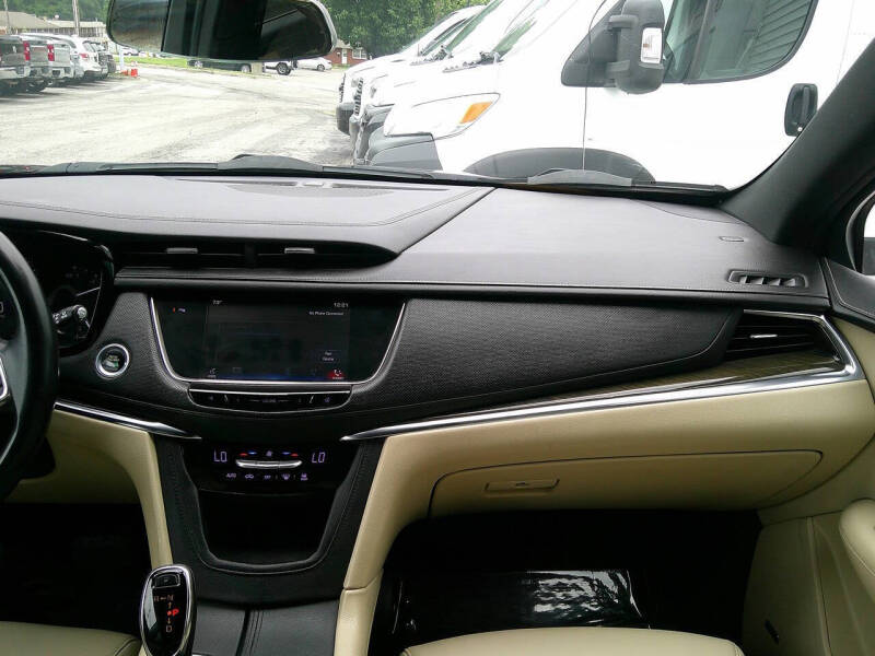 2017 Cadillac XT5