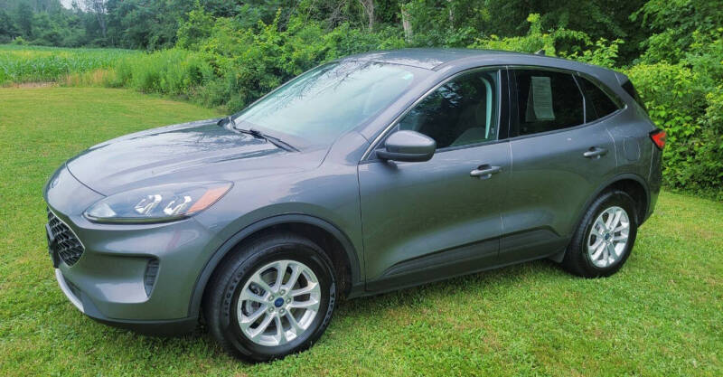 2021 Ford Escape SE's photo