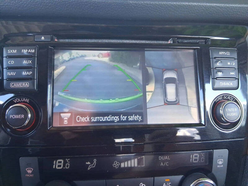 2017 Nissan Rogue SL