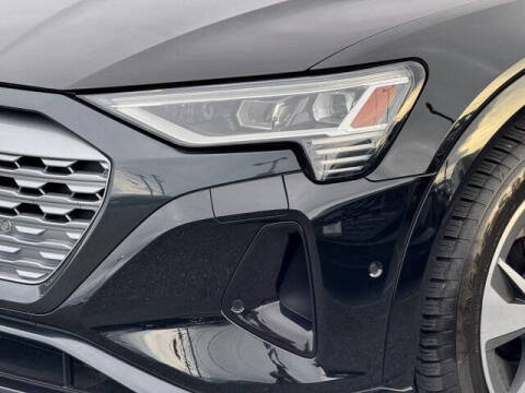 2024 Audi Q8 e-tron quattro Premium Plus