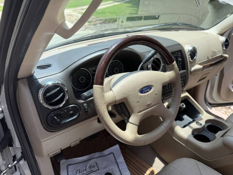 2005 Ford Expedition Limited