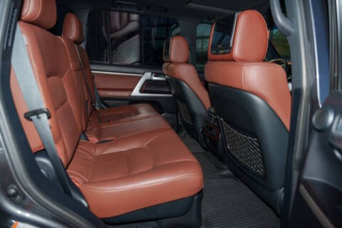 2018 Toyota Land Cruiser