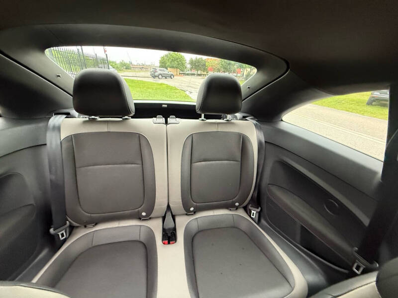 2015 Volkswagen Beetle 1.8T Classic PZEV