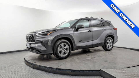 2022 Toyota Highlander L