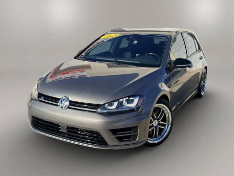 2017 Volkswagen Golf R 4Motion