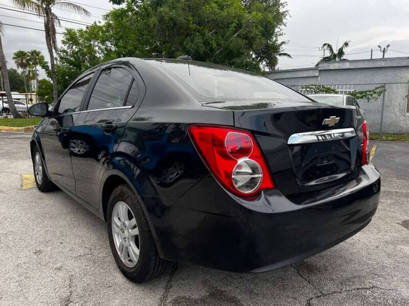 2015 Chevrolet Sonic LT Auto