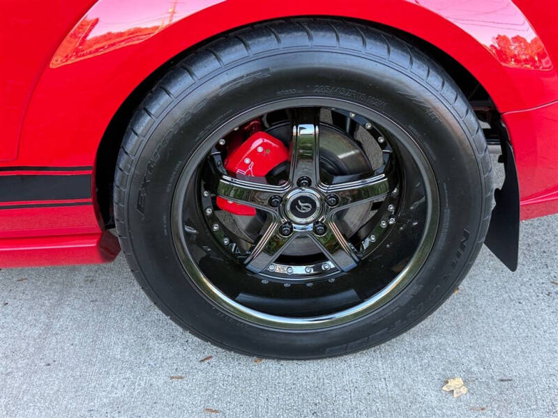 2006 Ford Mustang GT Deluxe
