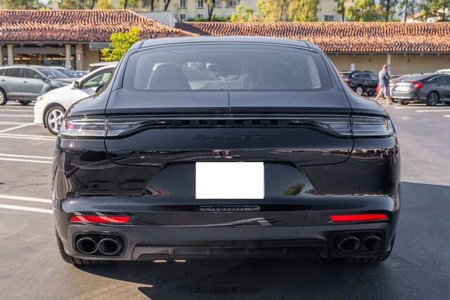 2023 Porsche Panamera GTS