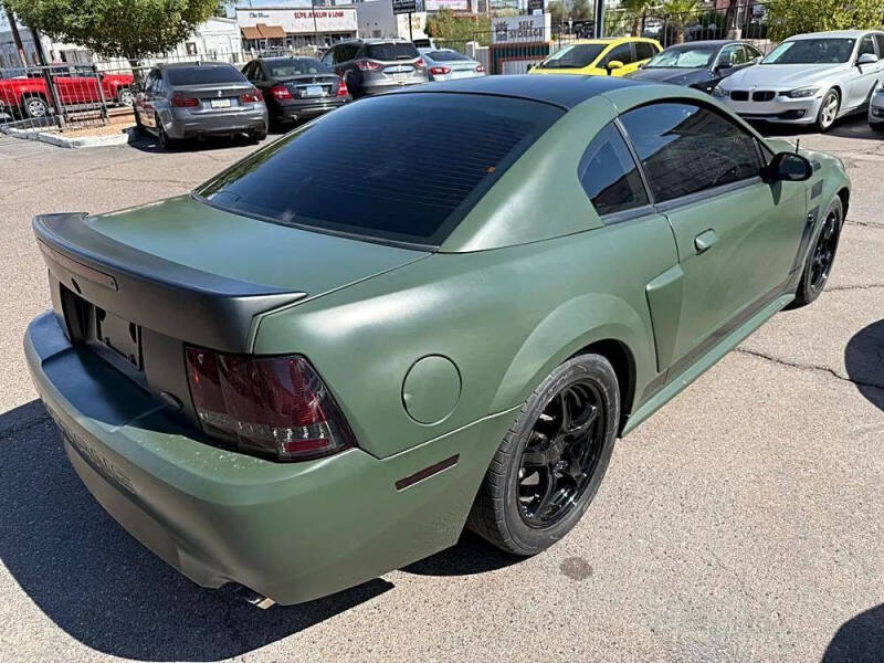 2004 Ford Mustang GT Deluxe