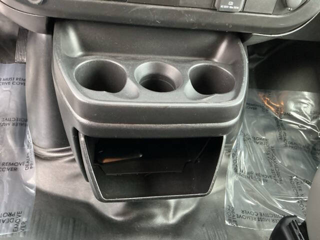 2023 Chevrolet Express 2500