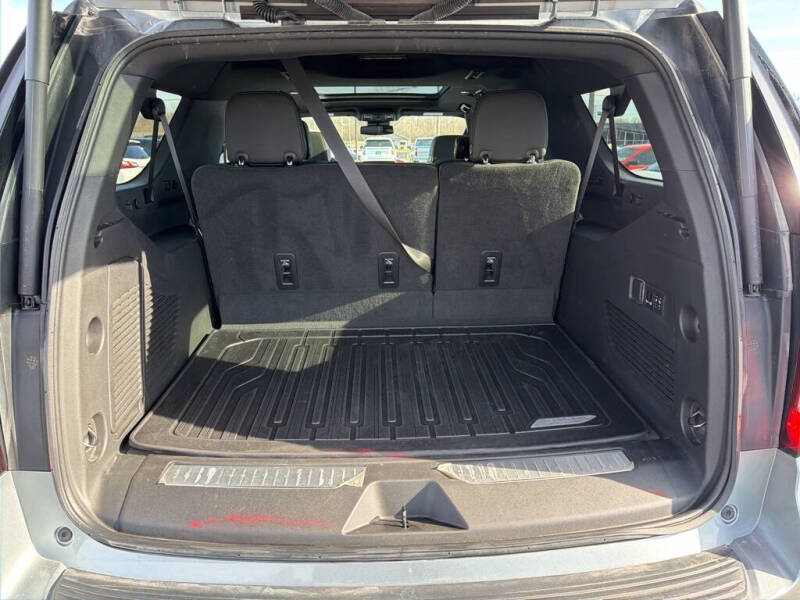 2023 GMC Yukon XL AT4