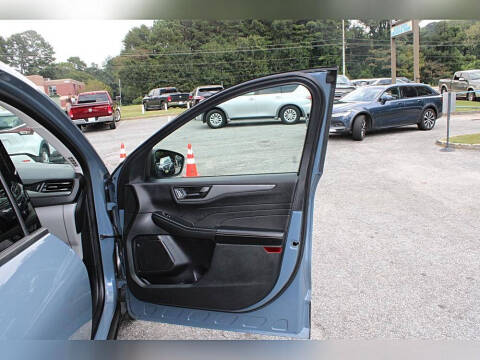 2023 Ford Escape Hybrid Active