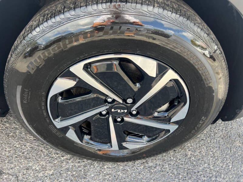 2024 Kia Sportage Hybrid LX