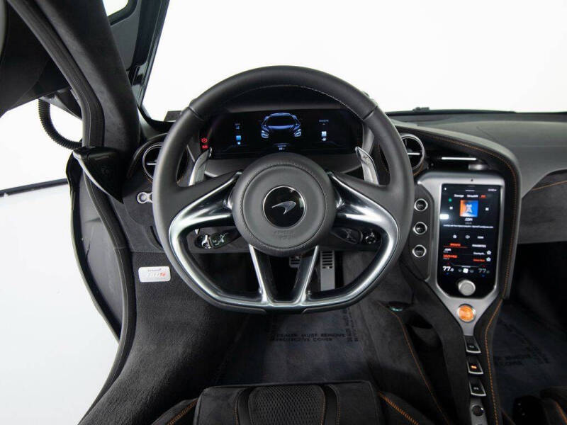 2026 McLaren 750S